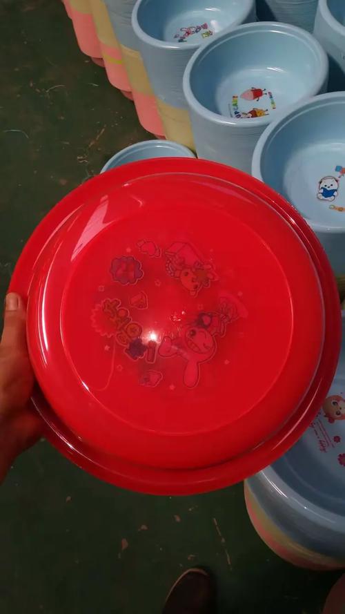 各种家用塑料制品,价格便宜!